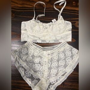 aerie Ivory Lace Bralette and High-Waist Lace Brief Set
